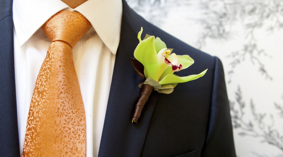 How do men suit the match